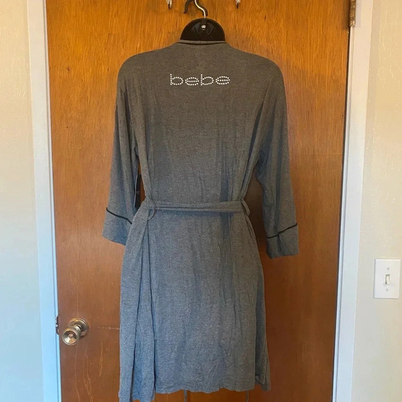 🆕 Bebe Grey Robe with Black Line Accent - Picture 16 of 16